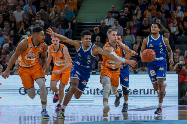 的一记巧妙 的一记巧妙