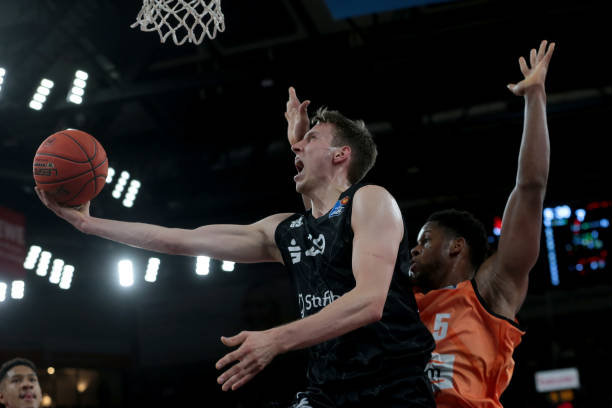 他的崇高目 他的崇高目