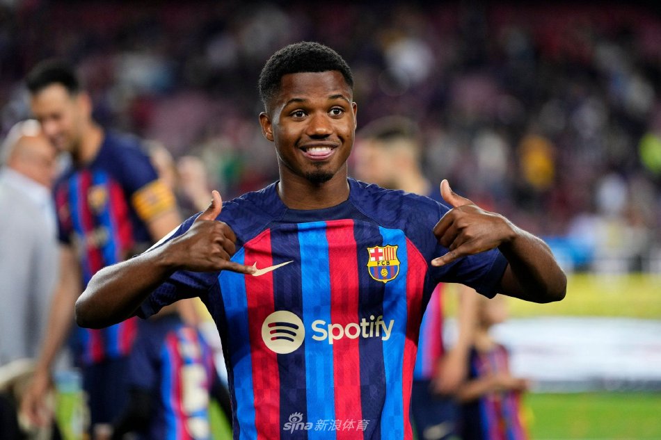 更是一段历 更是一段历